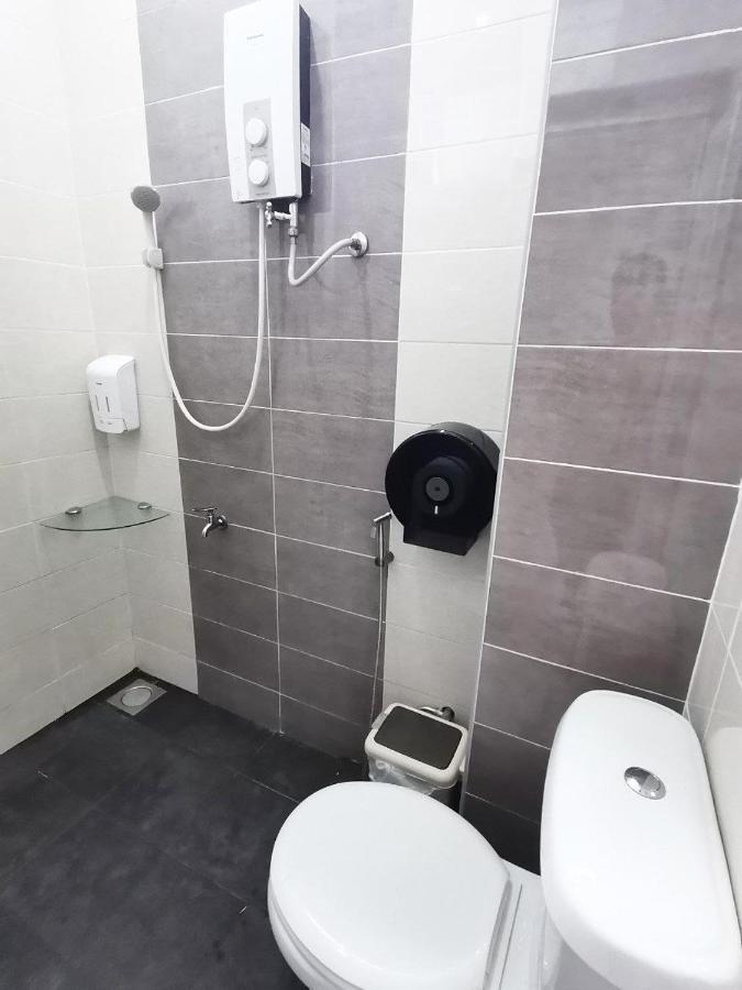 Singtown Guesthouse Mersing Buitenkant foto