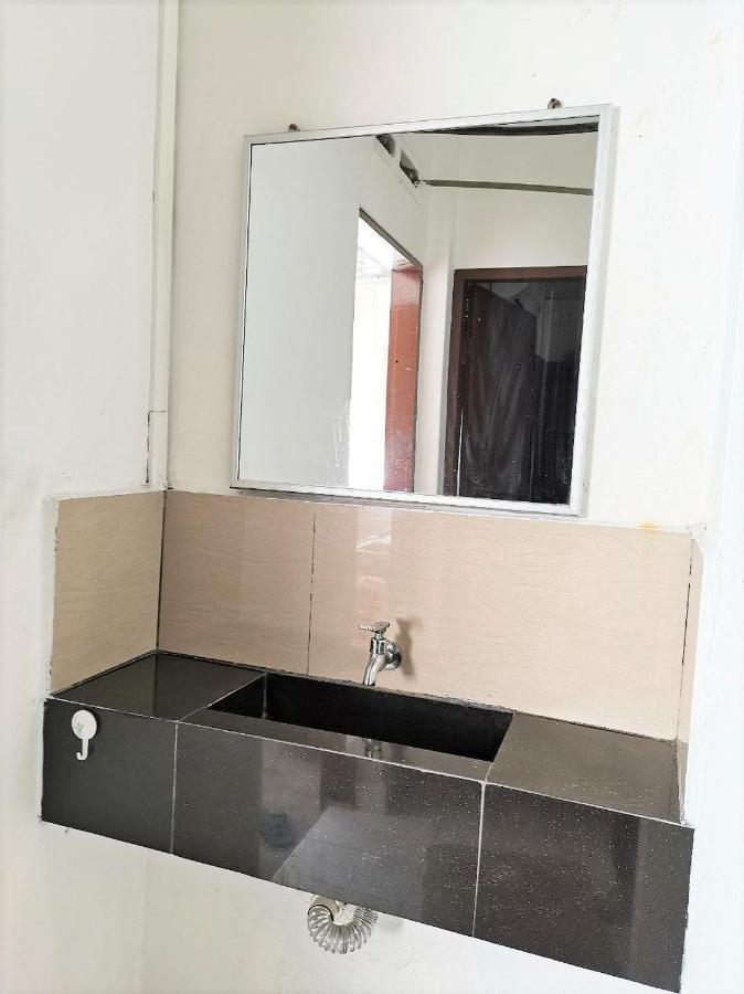 Singtown Guesthouse Mersing Buitenkant foto