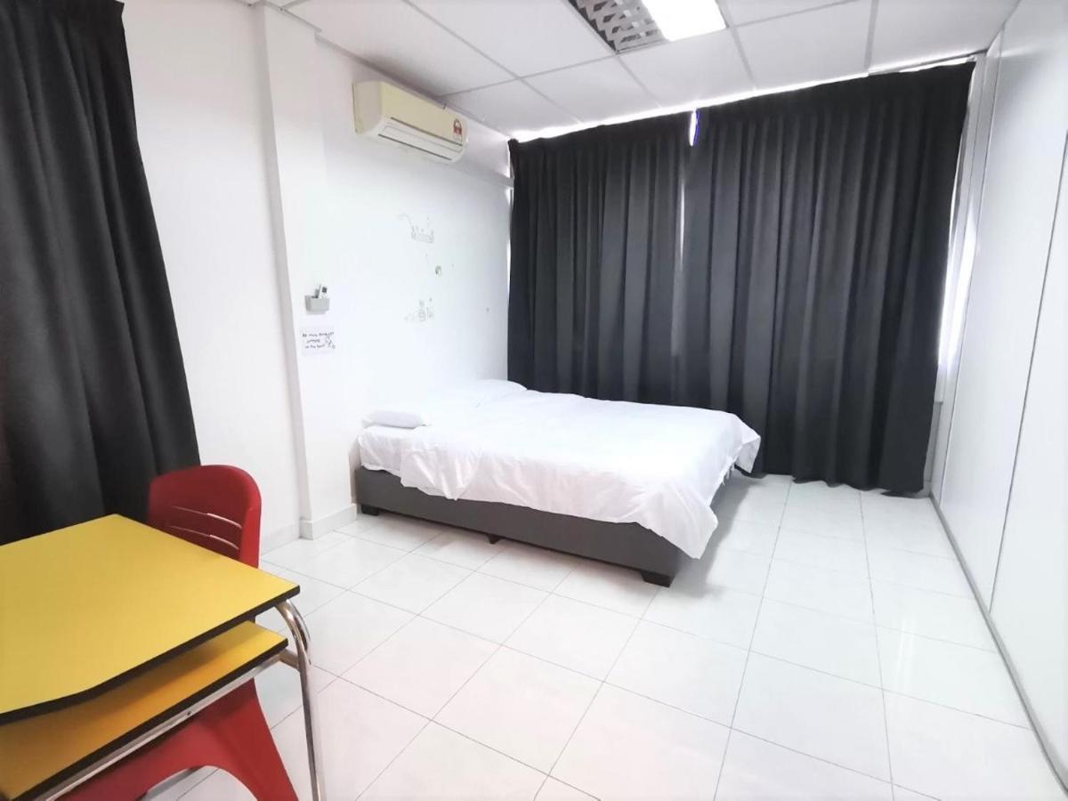 Singtown Guesthouse Mersing Buitenkant foto